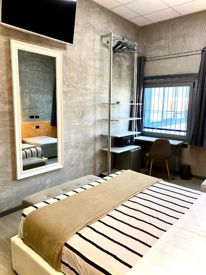Hotel Tech Брембате Екстер'єр фото