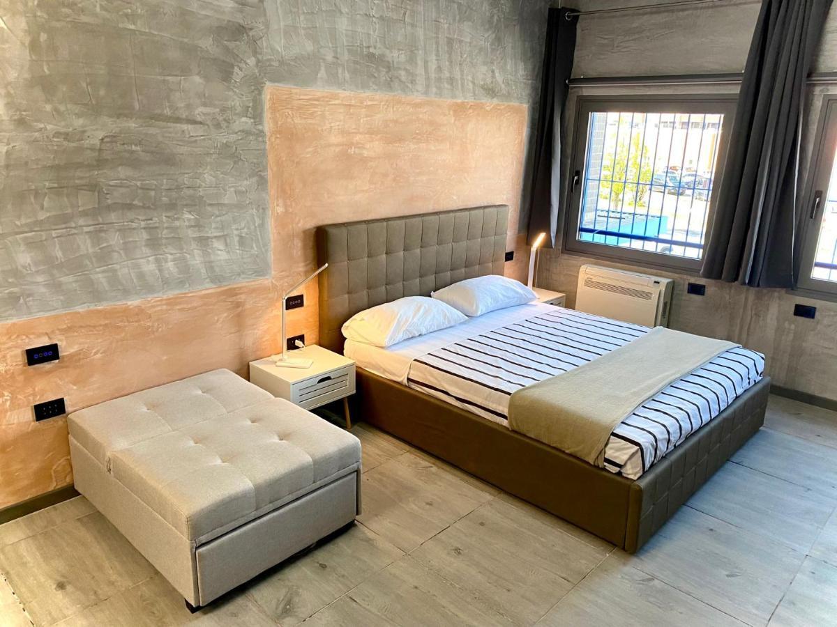 Hotel Tech Брембате Екстер'єр фото