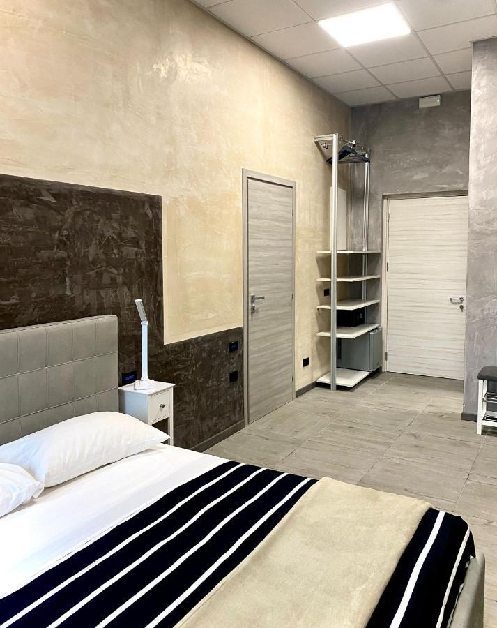 Hotel Tech Брембате Екстер'єр фото