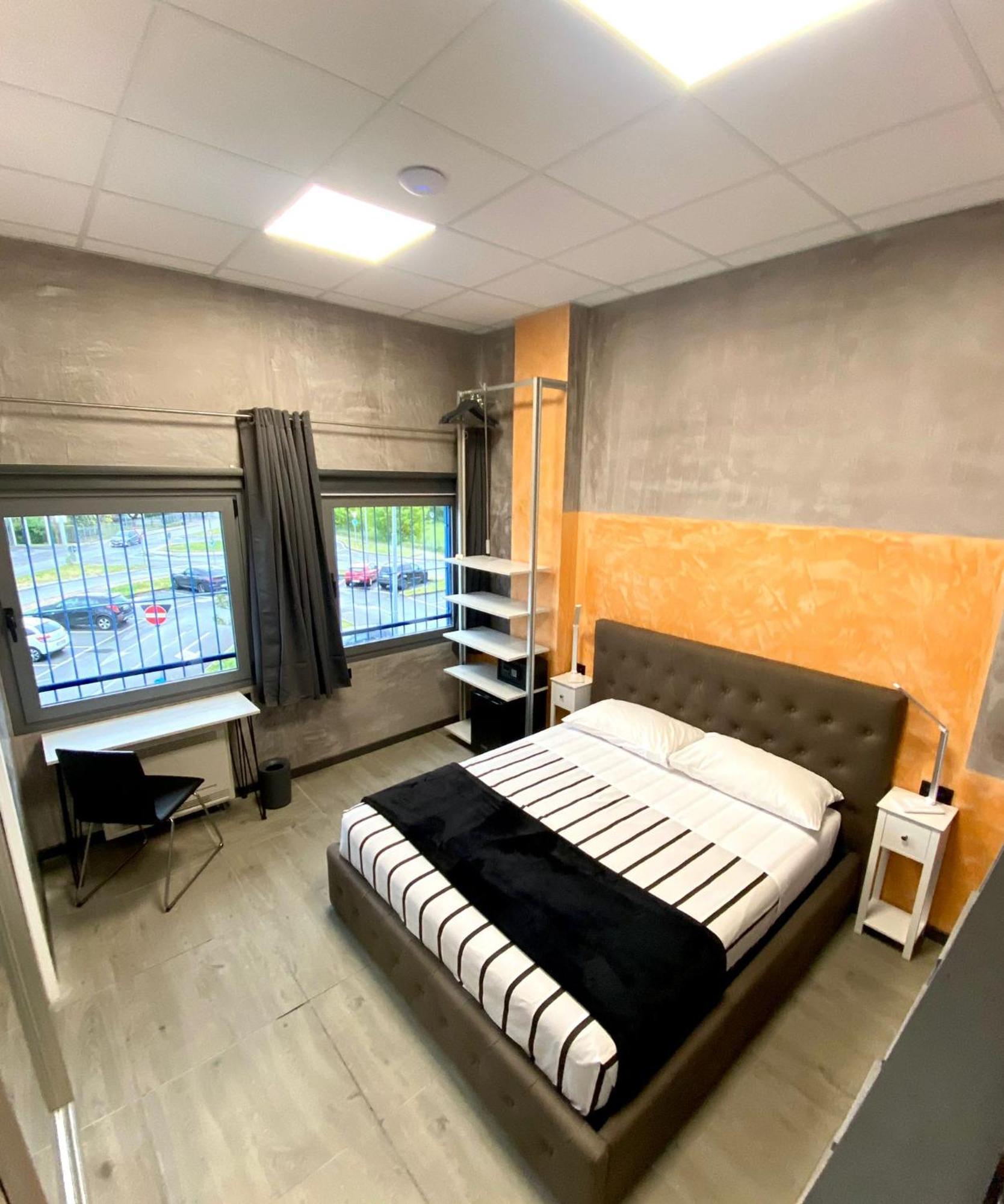 Hotel Tech Брембате Екстер'єр фото